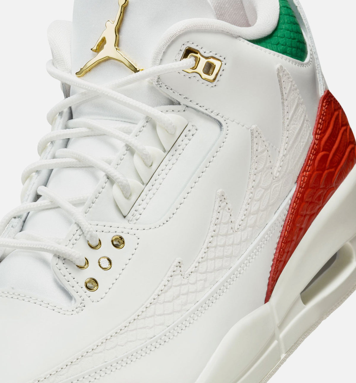 Air Jordan 3 Retro 'El Vuelo' - Men's Lifestyle Sneaker (Summit White/Pine Green/Dragon Red/Metallic Gold)