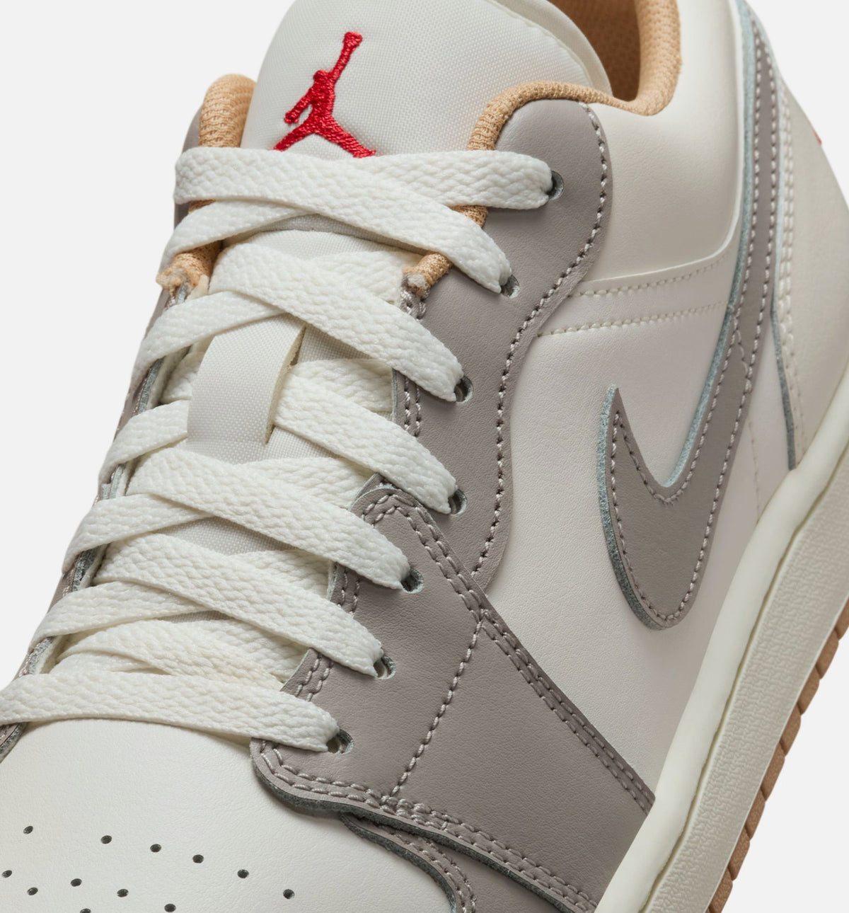 Air Jordan 1 Low - Men's Lifestyle Sneaker (Sail/Fire Red/College Grey/Hemp)