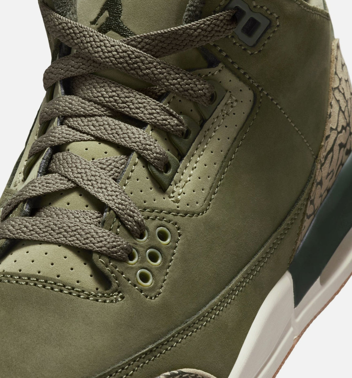 Air Jordan 3 Retro 'Medium Olive' Grade School - Medium Olive/Sequoia/Neutral Olive/Sail