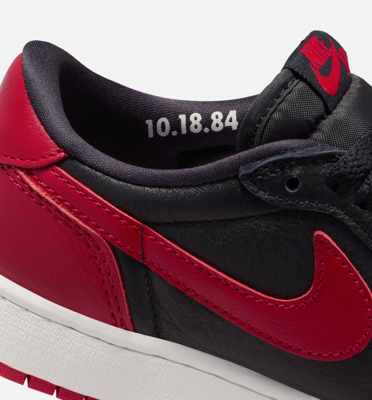 Air Jordan 1 Retro Low OG 'Banned' Grade School - Black/Black/Varsity Red/Summit White